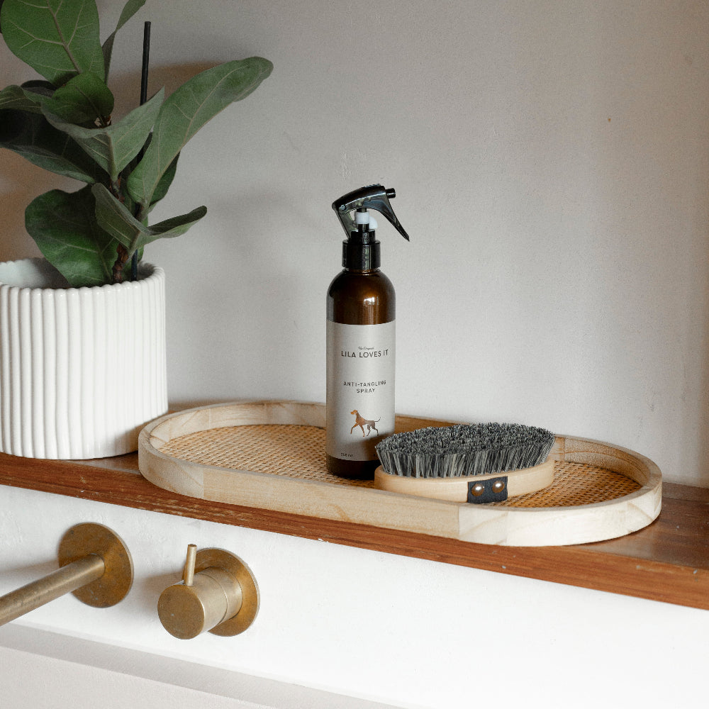 LILA LOVES IT dog detangling spray, natural ingredients